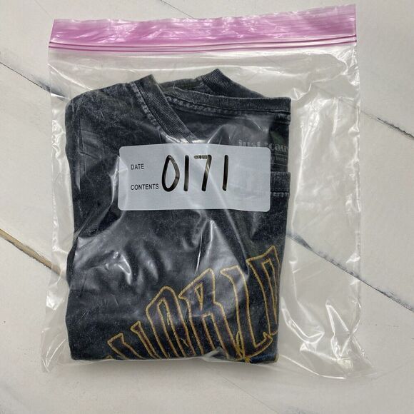 Just 'Cause World Tour Wild Beauty Acid Wash Graphic Band T-Shirt Size Large - Picture 13 of 13